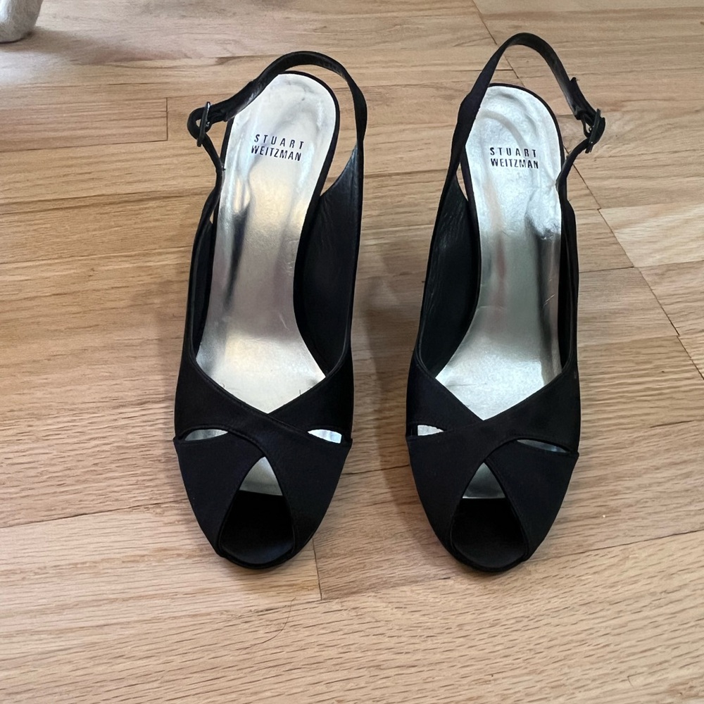 Stuart Weitzman Black Heels with Classic Design